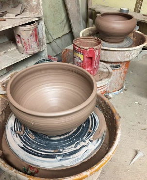 lutz pottery 2 big bowls